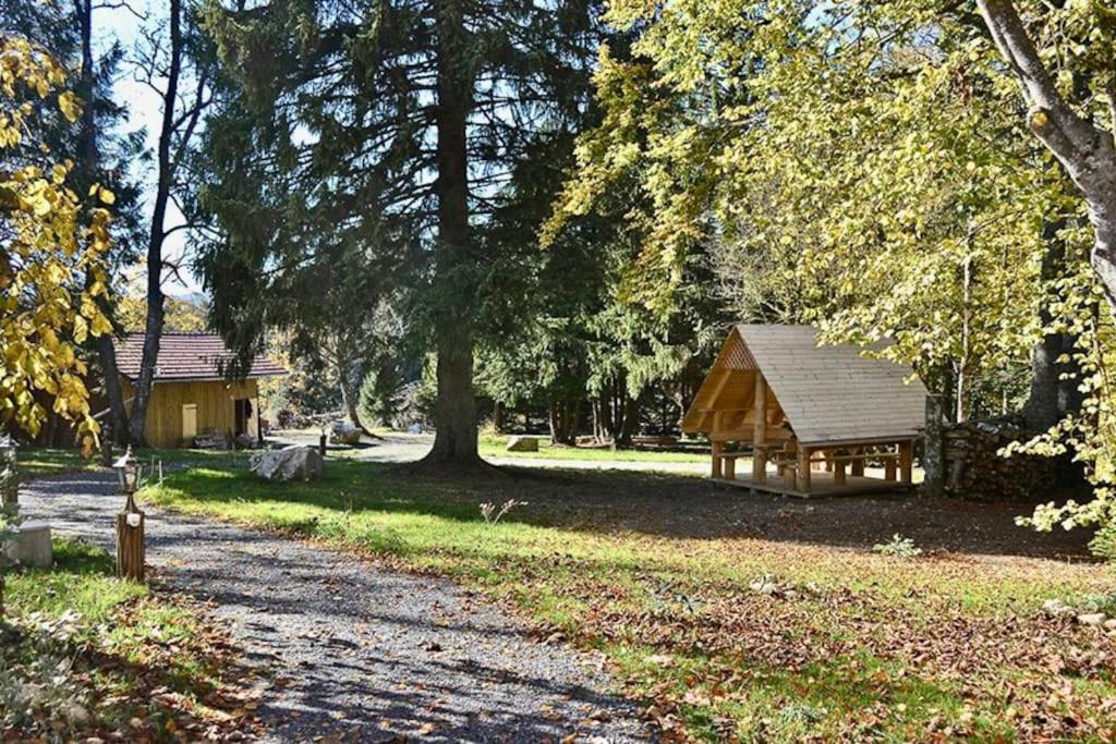 Le Petit Loup, Appartement Neuf Avec Jardin Gerbepal Luaran gambar